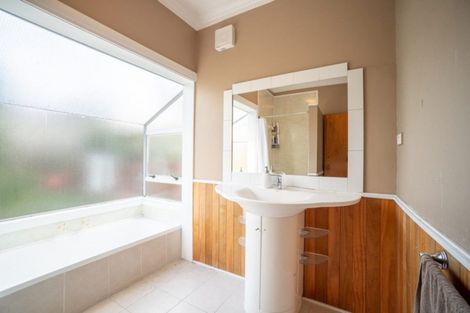 Photo of property in 44 Bourke Street, Palmerston North, 4410