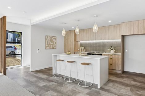 Photo of property in 14 Caroline Way, Abbotsford, 9018