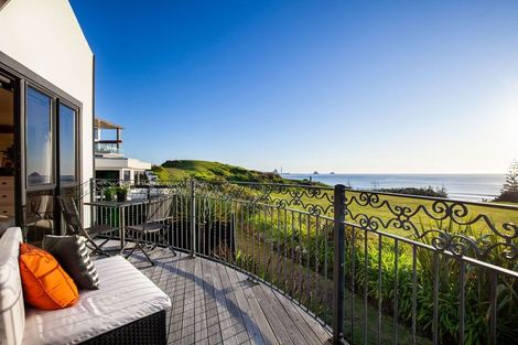 Photo of property in 2a Richmond Street, Fitzroy, New Plymouth, 4312