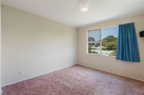 Photo of property in 17 Athenree Road, Athenree, Katikati, 3177
