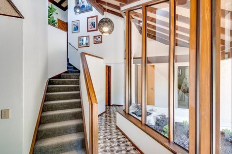 Photo of property in 10 Muritai Crescent, Havelock North, 4130