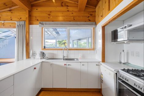 Photo of property in 64 Rangipoia Place, Turangi, 3334