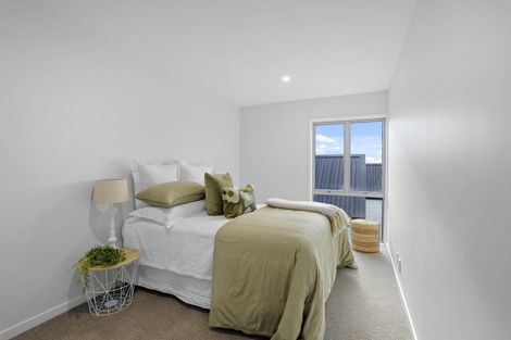 Photo of property in 283 Cannon Hill Crescent, Mount Pleasant, Christchurch, 8081