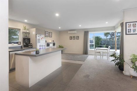 Photo of property in 79 Woolley Street, Avondale, Christchurch, 8061