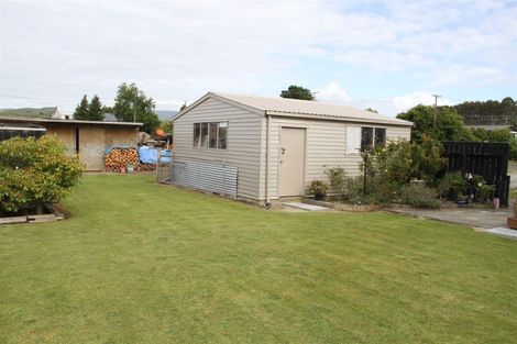 Photo of property in 5 Mcvicar Street, Tuatapere, 9620