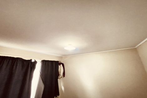 Photo of property in 5 President Avenue, Papakura, 2110