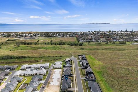 Photo of property in 7 Kuakua Close, Papamoa Beach, Papamoa, 3118