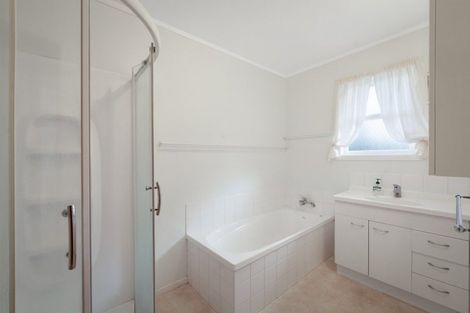 Photo of property in 28 Fyfe Road, Waihi Beach, 3611