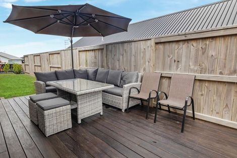 Photo of property in 2 Kaitaka Way, Papamoa, 3118