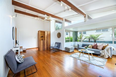 Photo of property in 23 Finlow Drive, Te Atatu South, Auckland, 0610