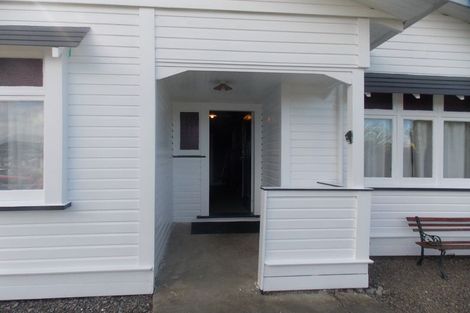 Photo of property in 27 Chelwood Street, Takaro, Palmerston North, 4412