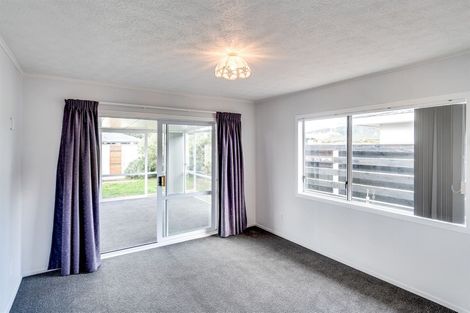 Photo of property in 21 Whiting Crescent, Greenmeadows, Napier, 4112