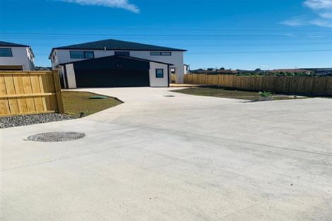Photo of property in 45 Drumconnell Drive, Flat Bush, Auckland, 2019