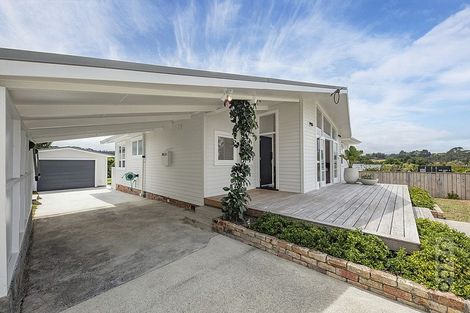 Photo of property in 25 Maude Street, Riverhead, 0820