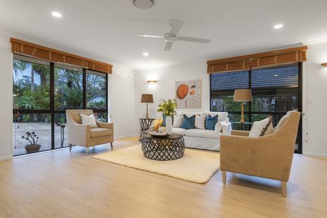 Photo of property in 7 Twin Court, Albany, Auckland, 0632