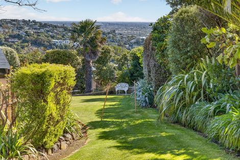 Photo of property in 74 Glenstrae Road, Redcliffs, Christchurch, 8081