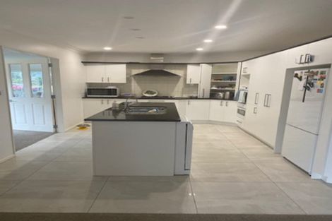 Photo of property in 18 Kahira Crescent, Papamoa Beach, Papamoa, 3118