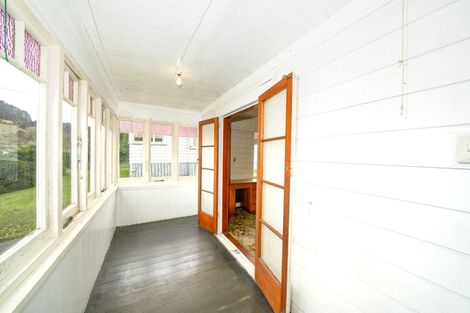 Photo of property in 10 Union Street, Hikurangi, 0114