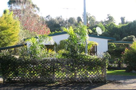 Photo of property in 1 Amokura Drive, Kerikeri, 0230