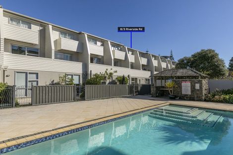 Photo of property in 8/3 Riverside Road, Orewa, 0931