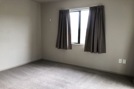 Photo of property in 9/3 Orwell Road, Greenhithe, Auckland, 0632