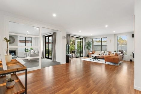 Photo of property in 128 Hamilton Avenue, Ilam, Christchurch, 8041