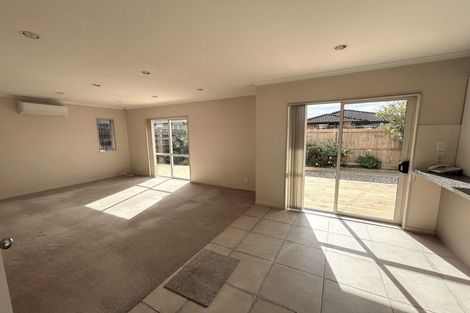 Photo of property in 2/168 Rangitoto Road, Papatoetoe, Auckland, 2025