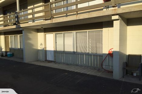 Photo of property in 2/7 Opoia Road, Hamilton East, Hamilton, 3216