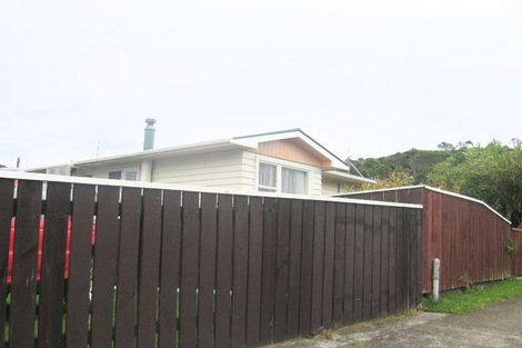 Photo of property in 16 Clematis Grove, Maungaraki, Lower Hutt, 5010