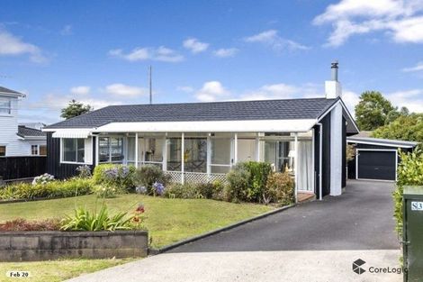 Photo of property in 72a Marine Parade, Mellons Bay, Auckland, 2014