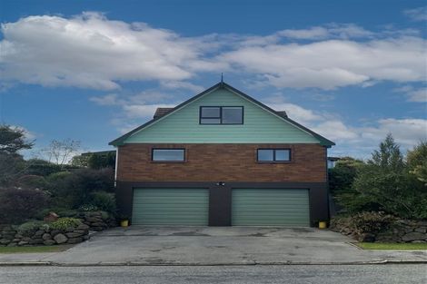 Photo of property in 15 Leven Street, South Hill, Oamaru, 9400