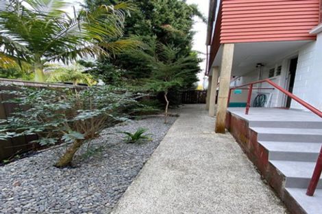 Photo of property in 2/20 Northumberland Avenue, Belmont, Auckland, 0622