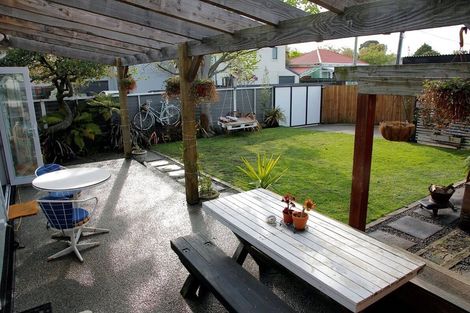 Photo of property in 35 London Street, Richmond, Christchurch, 8013