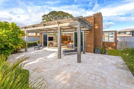 Photo of property in 23 Claxton Avenue, Pauanui, Hikuai, 3579