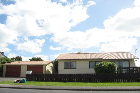 Photo of property in 116 Porchester Road, Papakura, 2110