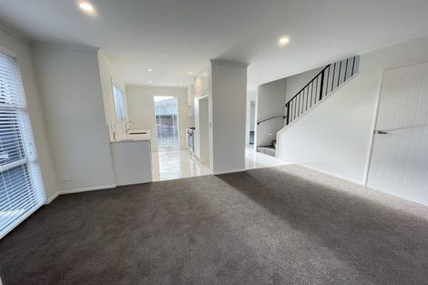 Photo of property in 37 Cousins Street, Woodend, 7691