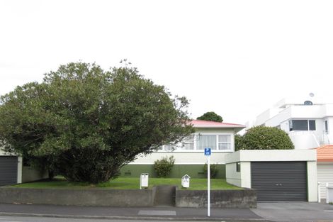 Photo of property in 474 Devon Street East, Strandon, New Plymouth, 4312