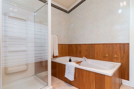 Photo of property in 33 Chester Road, Clareville, Carterton, 5791