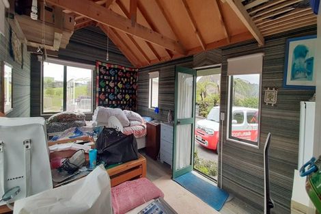 Photo of property in 220 Kerr Road, Parua Bay, Onerahi, 0192