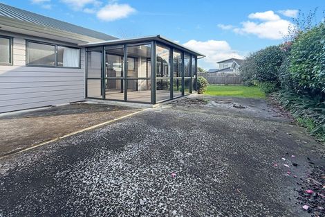 Photo of property in 36 Easton Way, Levin, 5510