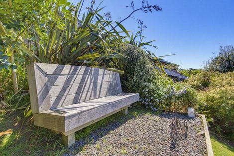 Photo of property in 10 Sams Way, Raumati South, Paraparaumu, 5032