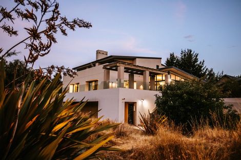 Photo of property in 8b Minaret Ridge, Wanaka, 9305
