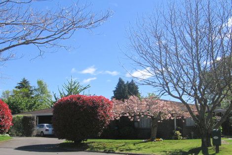 Photo of property in 1/7 Kathleen Place, Rainbow Point, Taupo, 3330