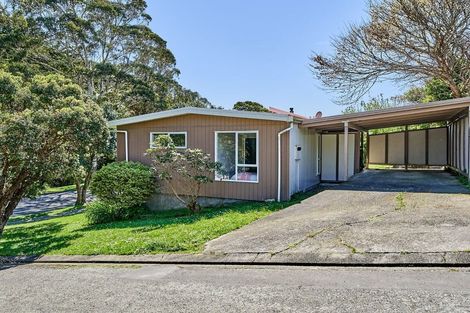 Photo of property in 81 Spinnaker Drive, Whitby, Porirua, 5024