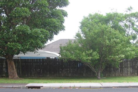 Photo of property in 14 Ocean View Road, Northcote, Auckland, 0627