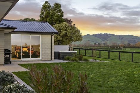 Photo of property in 30 Seachange Drive, Leamington, Cambridge, 3432