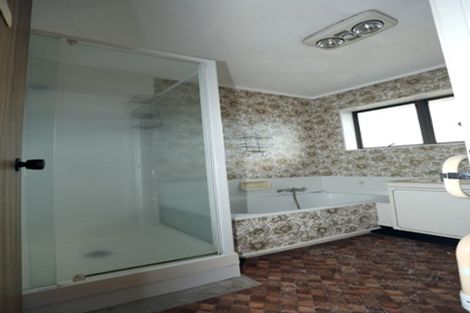 Photo of property in 1/320 Pakuranga Road, Pakuranga Heights, Auckland, 2010