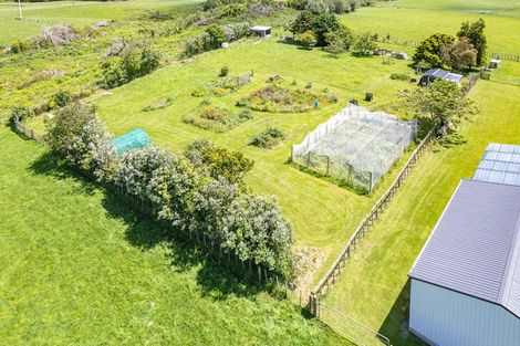 Photo of property in 23 Waitangi Road, Waverley, 4592