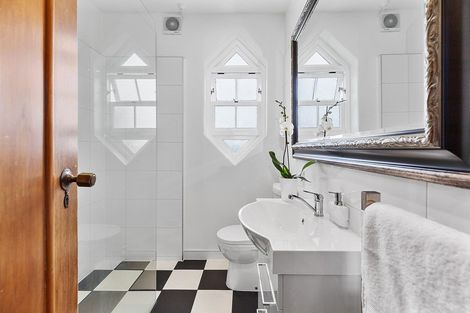 Photo of property in 10 Rakau Road, Hataitai, Wellington, 6021