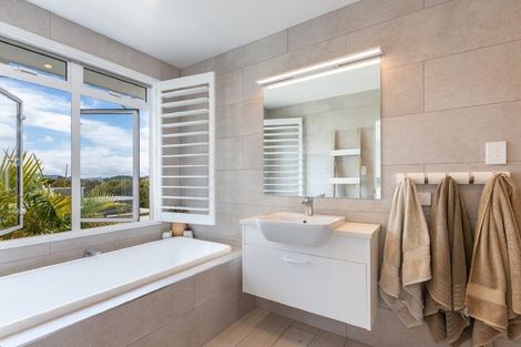 Photo of property in 33 Rua Road, Mangawhai, 0573